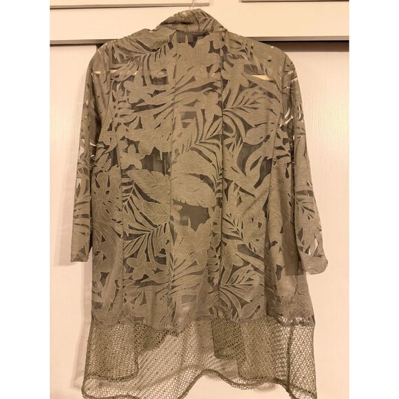 CHICO'S TRAVELERS WOMENS GREEN FLORAL CARDIGAN SWEATER SZ 1 - Picture 2 of 4